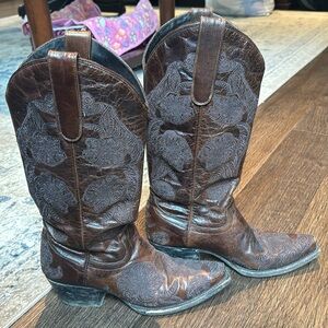 Well loved, great condition LANE Cowgirl Boots